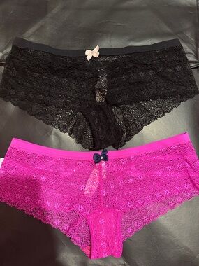 Victoria's Secret Lace Low Rise Boyshorts 2 Pack